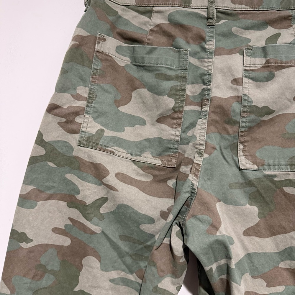 GAP Factory Women’s Barrel Camouflage Pants - 10 - Picture 6 of 13